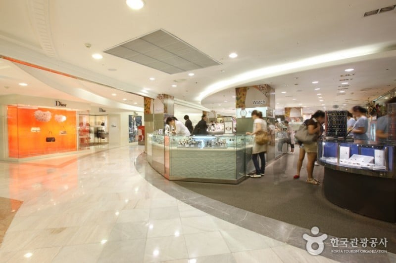 ロッテ免税店-本店 (2/18)