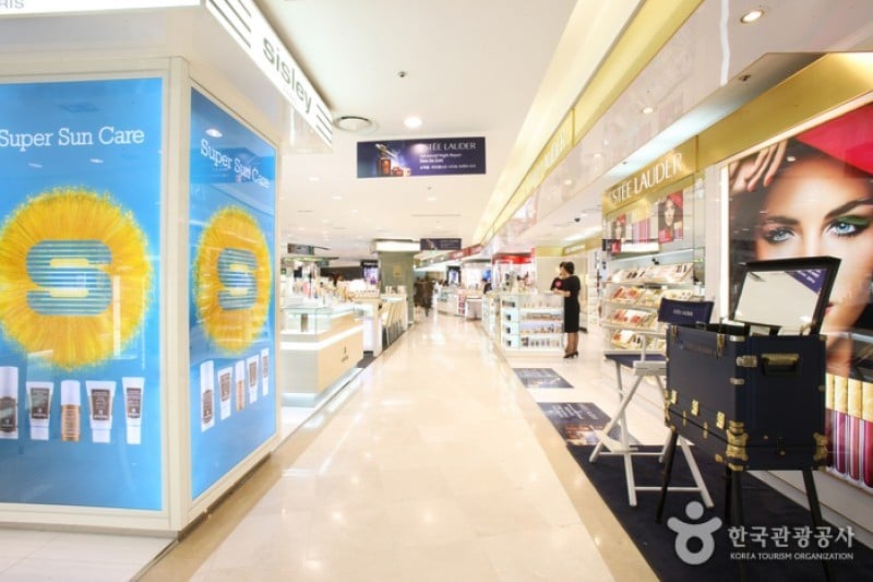 ロッテ免税店-本店 (8/18)