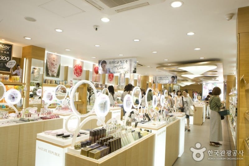ネイチャーリパブリック(明洞ワールド店)