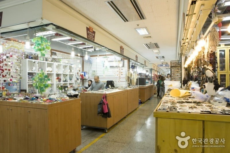 東大門総合市場アクセサリー商店街 (7/9)