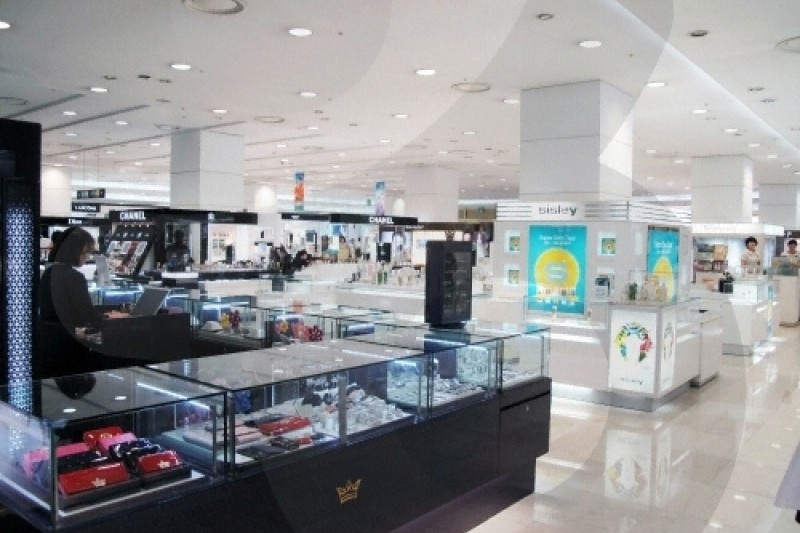 ロッテ百貨店（江南店） (3/8)