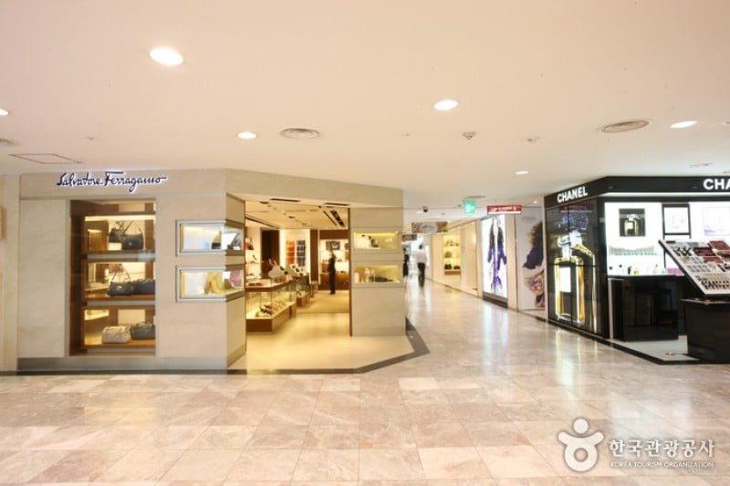 Lotte Duty Free Shop - Lotte World Tower Branch  (18/29)