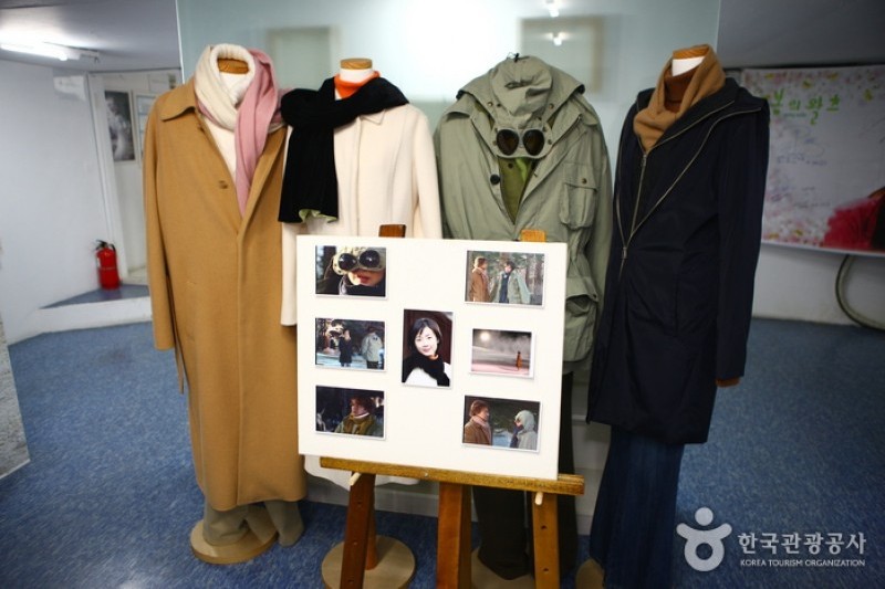 YOON'S COLOR (8/10)