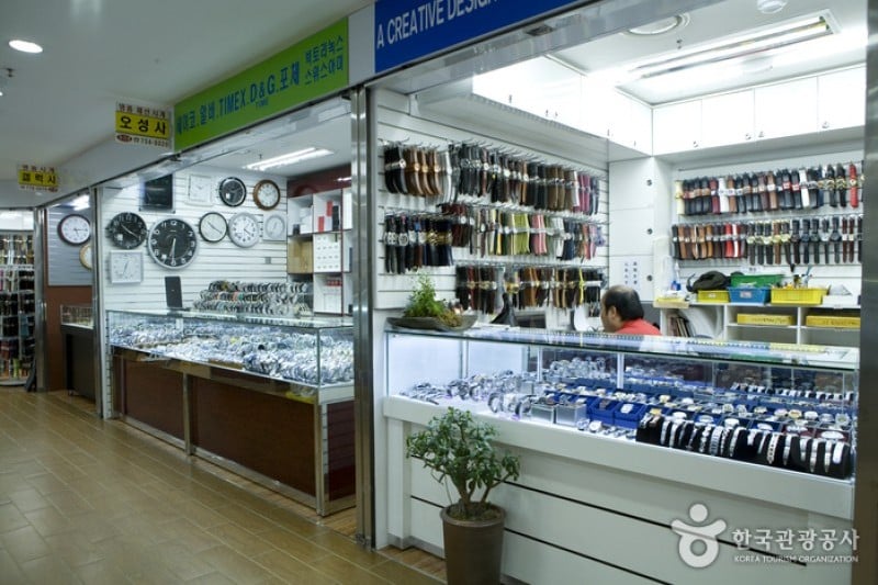 南大門総合商店街 (7/9)