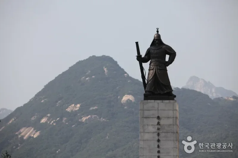 忠武公・李舜臣銅像 (1/9)