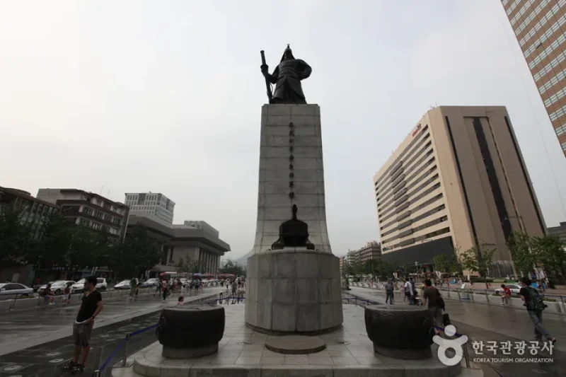 忠武公・李舜臣銅像 (6/9)