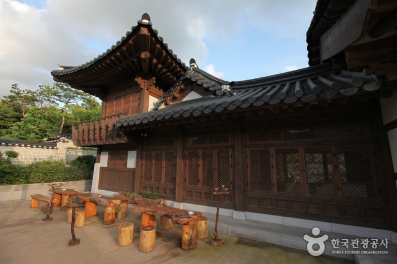 ソウル南山国楽堂 (1/9)