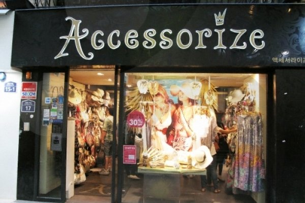 アクセサライズ (明洞店)