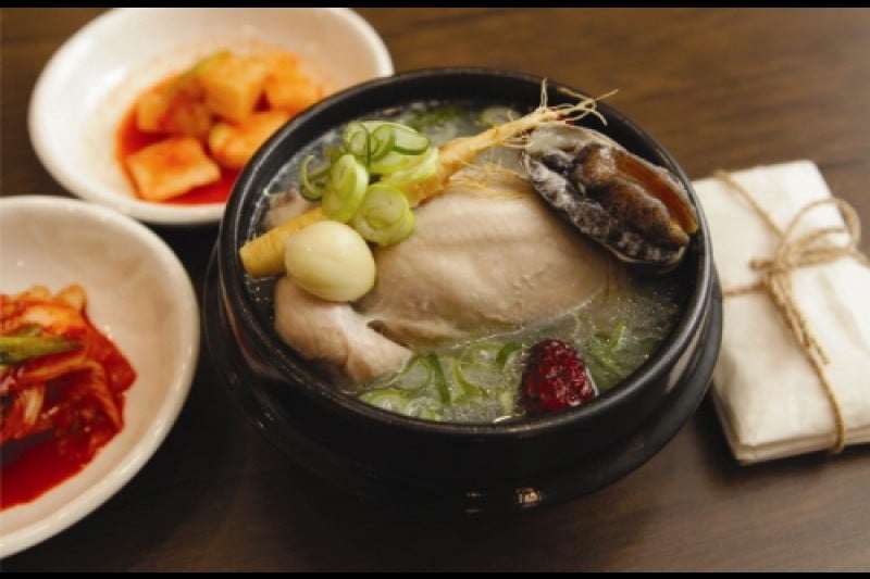 百年地鶏サムゲタン (8/15)