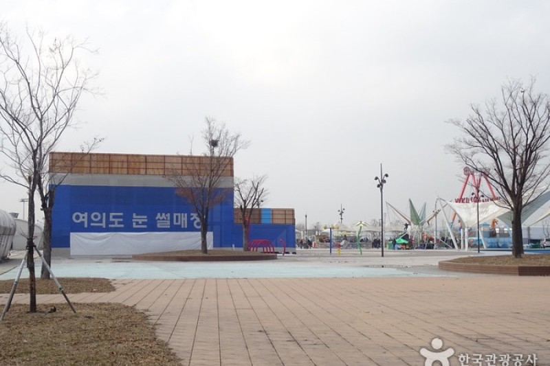 漢江公園汝矣島ソリゲレンデ (1/5)