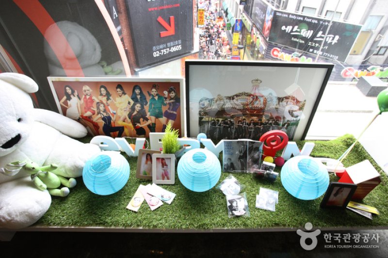 エブリシング明洞店(SM Ent.스타샵/Everysing) (18/27)