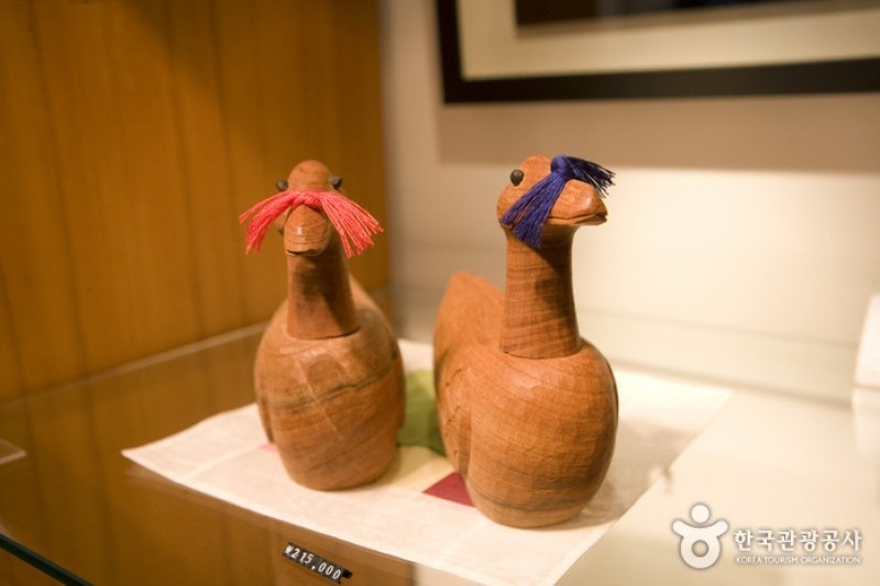 韓国工芸文化振興院 工芸名品販売館 (8/13)