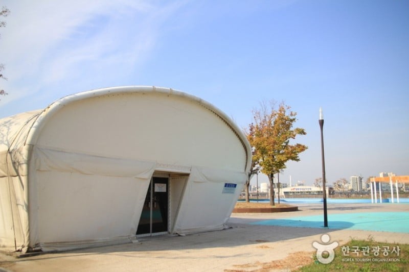 漢江市民公園汝矣島屋外プール (4/4)