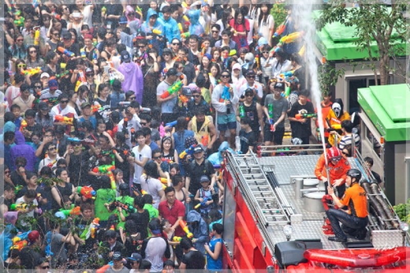 水鉄砲祭り (3/23)