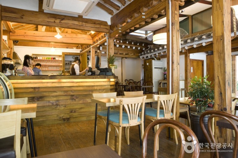 月(Café Moon) (1/29)