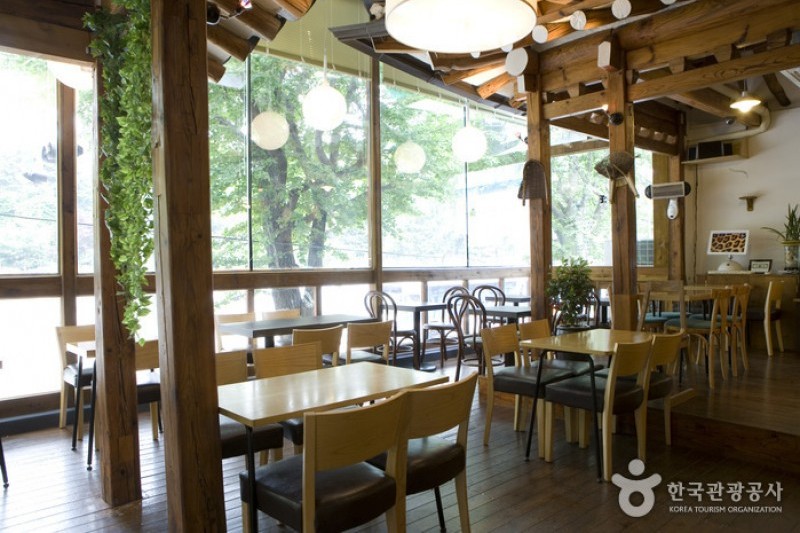 月(Café Moon) (2/29)