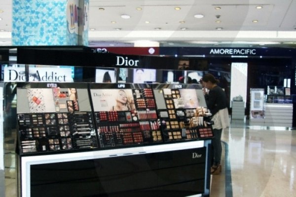 ロッテ百貨店-(冠岳店)