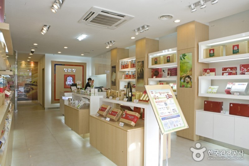 正官庄（梨大店）（정관장  (1/8)