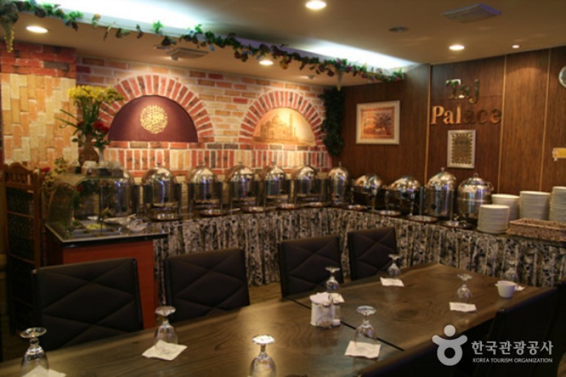 TAJ PALACE (5/11)