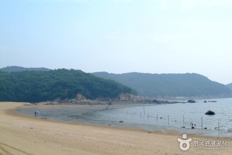 実尾海水浴場 (4/4)