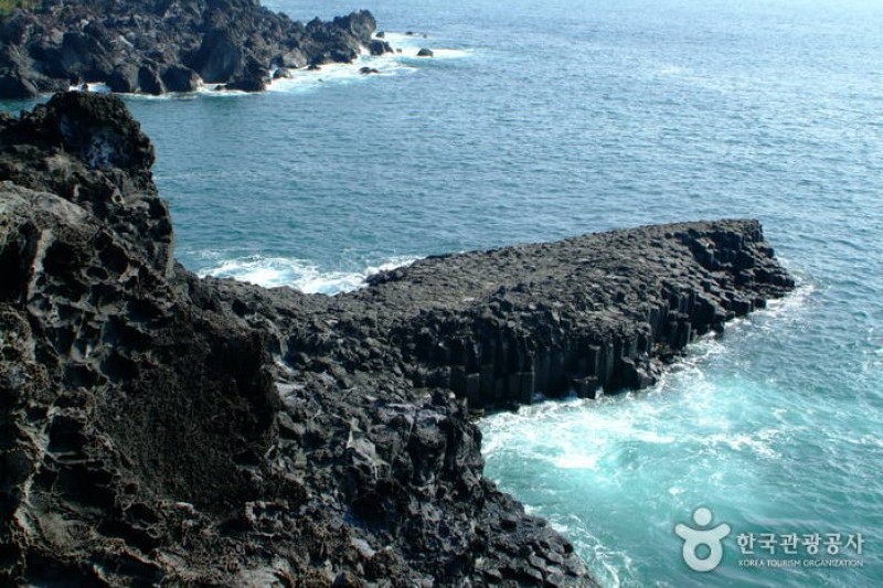 中文、大浦海岸 柱状節理帯 (12/17)