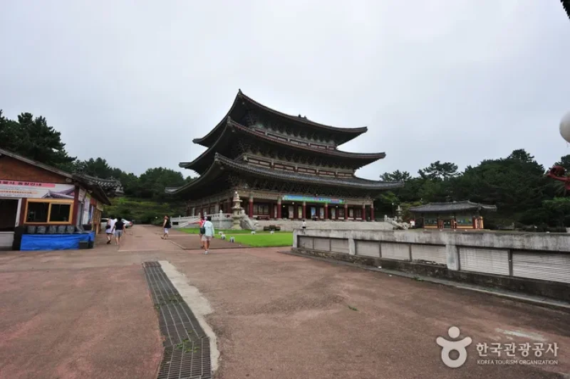 薬泉寺 (4/16)