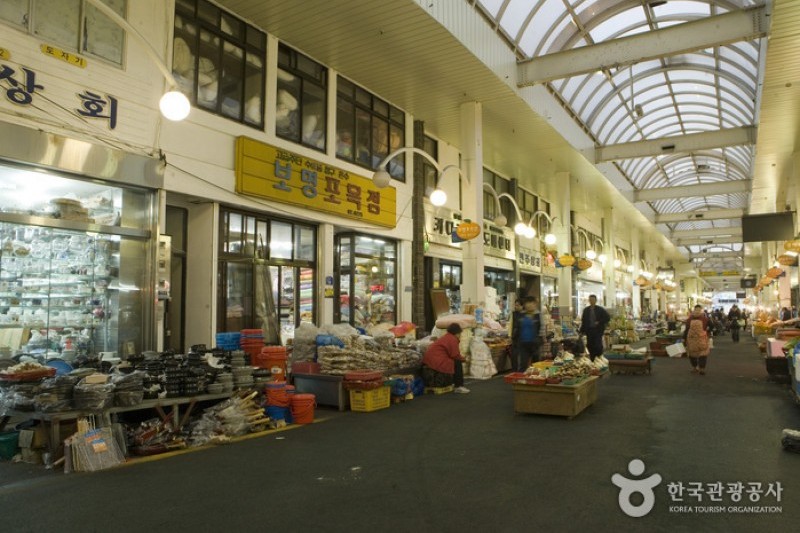 西帰浦毎日オルレ市場 (1/9)