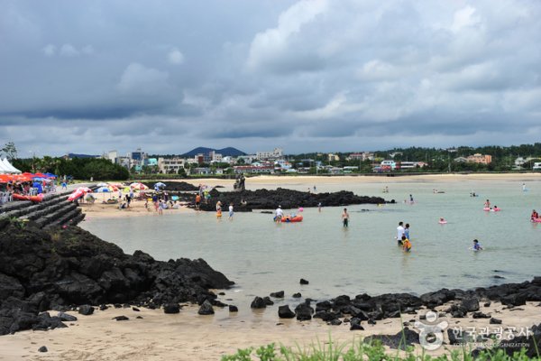表善海水浴場