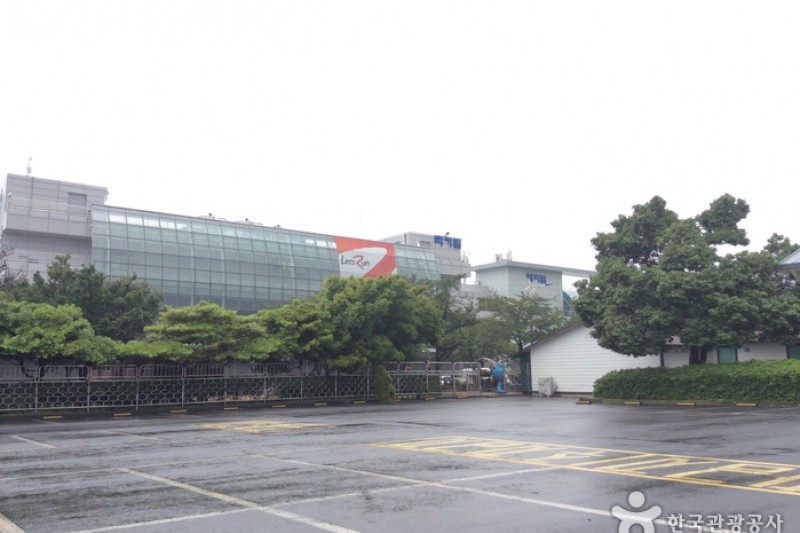 レッツランパーク済州(済州競馬公園) (1/4)