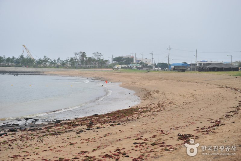 下摹海水浴場 (3/4)