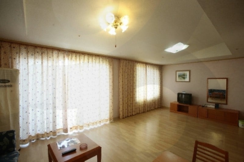 KENSINGTON RESORT (26/30)