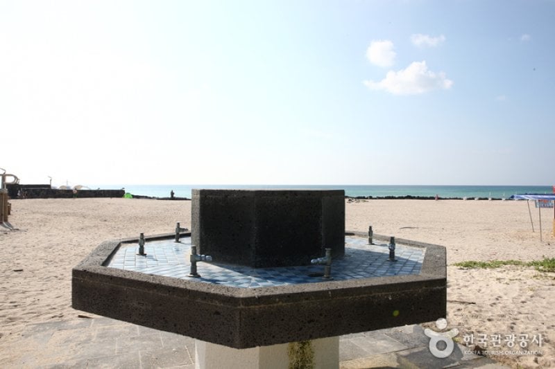 クァクチクァムル海岸（곽지과물해변） (7/19)