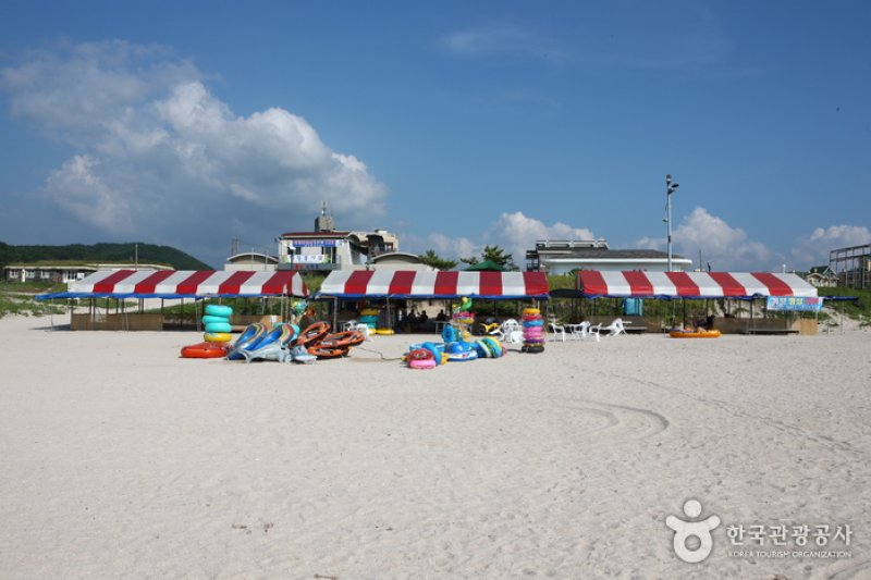 クァクチクァムル海岸（곽지과물해변） (8/19)