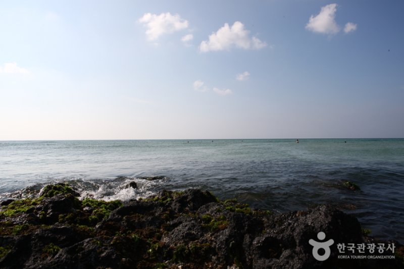 クァクチクァムル海岸（곽지과물해변） (11/19)