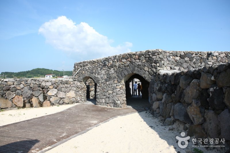 クァクチクァムル海岸（곽지과물해변） (18/19)