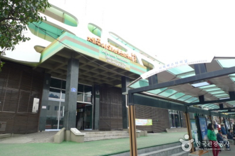 済州市外バスターミナル (1/3)