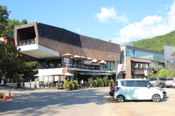 ヘイリ芸術村