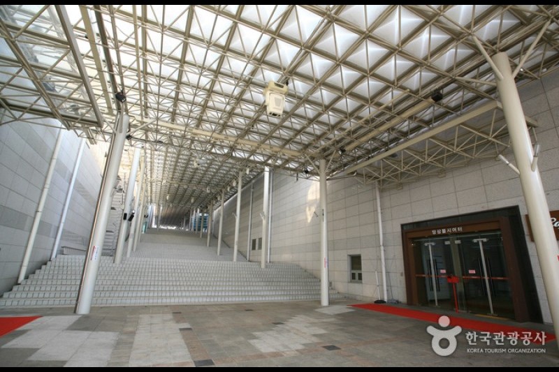 城南アートセンター (1/4)