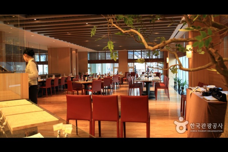 昆池岩リゾートスキー場 (2/8)