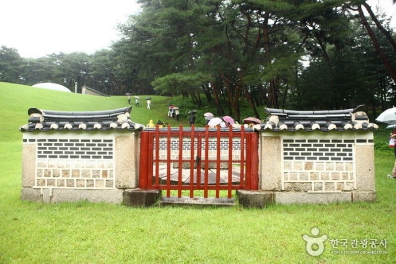 南楊州洪陵と裕陵［ユネスコ世界文化遺産］ (18/23)