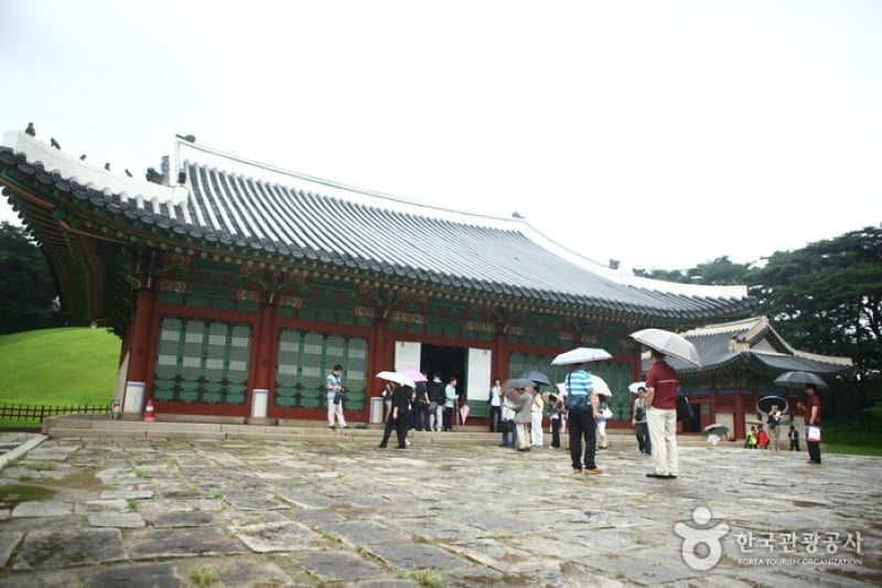 南楊州洪陵と裕陵［ユネスコ世界文化遺産］ (21/23)