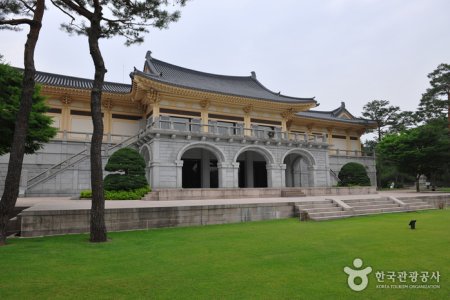 湖岩美術館