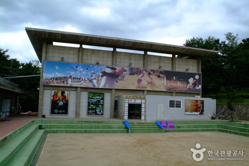 男寺党伝受館 (1/4)