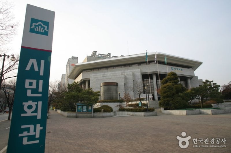 富川市民会館 (1/6)