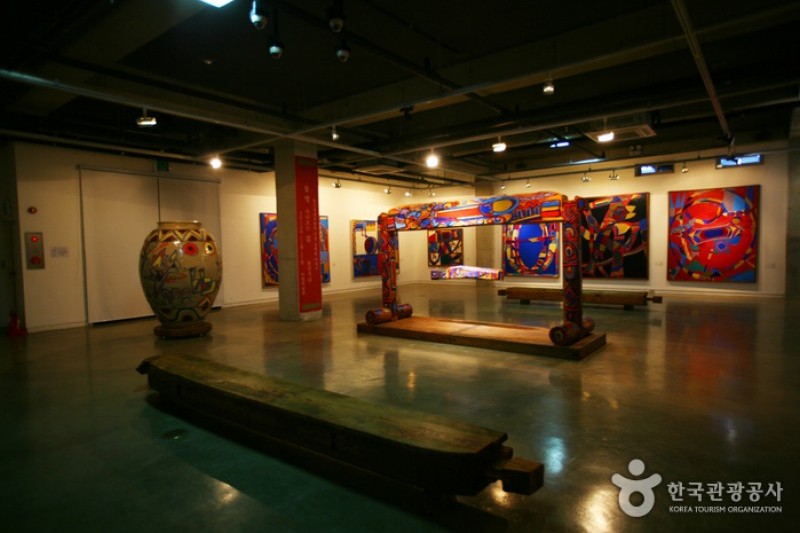 利瑛美術館 (3/4)