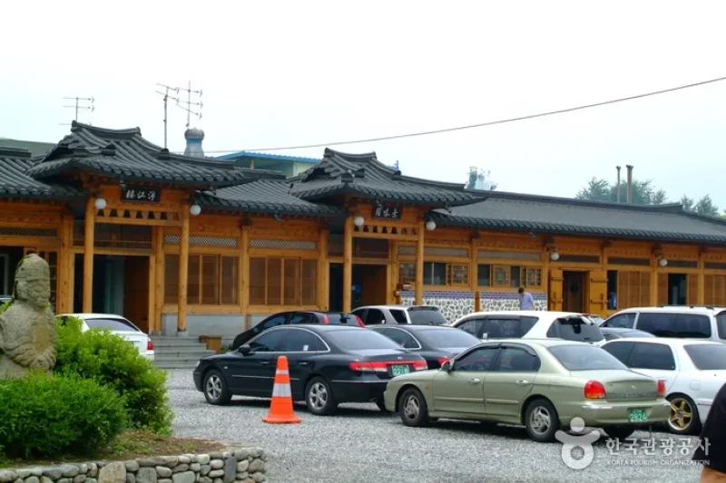 伴鴎亭ナルトォチプ(반구정나루터집) (1/8)