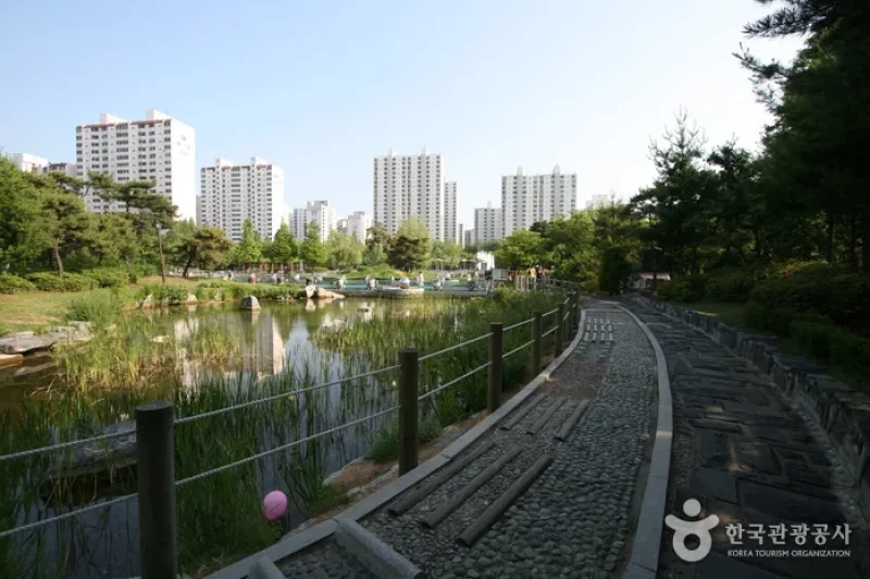 富川中央公園 (1/6)