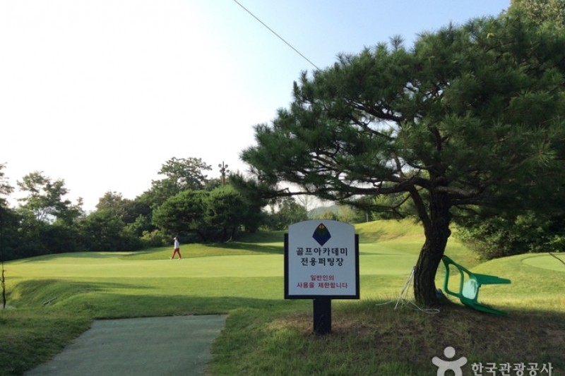 JISAN COUNTRY CLUB (1/6)