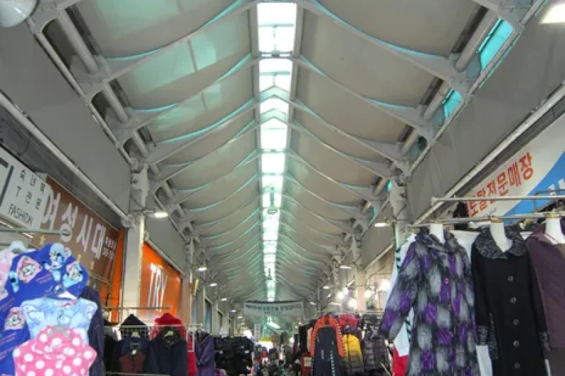 水原栄洞市場 (2/4)