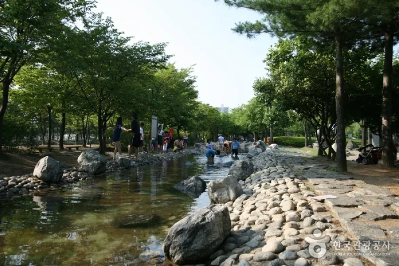 富川中央公園 (4/6)